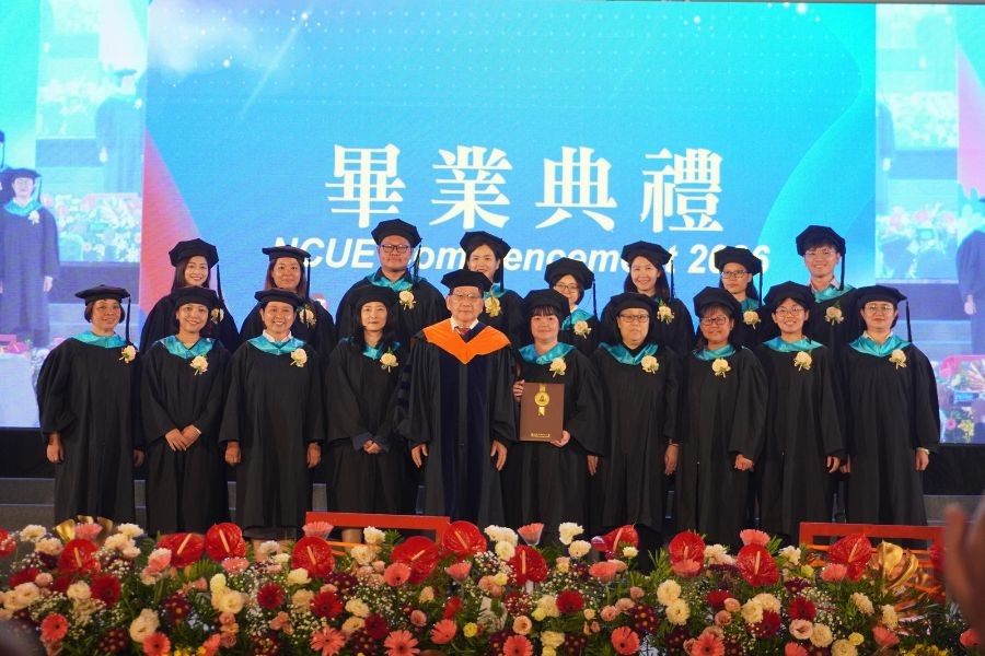 Congratulations to the graduates of the Master of Education and School Administration (Overseas Master's Program) on their successful graduation